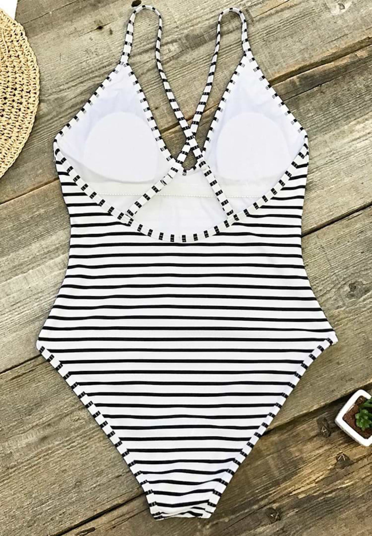 CUPSHE Lasting Appeal Stripe One Piece Swimsuit