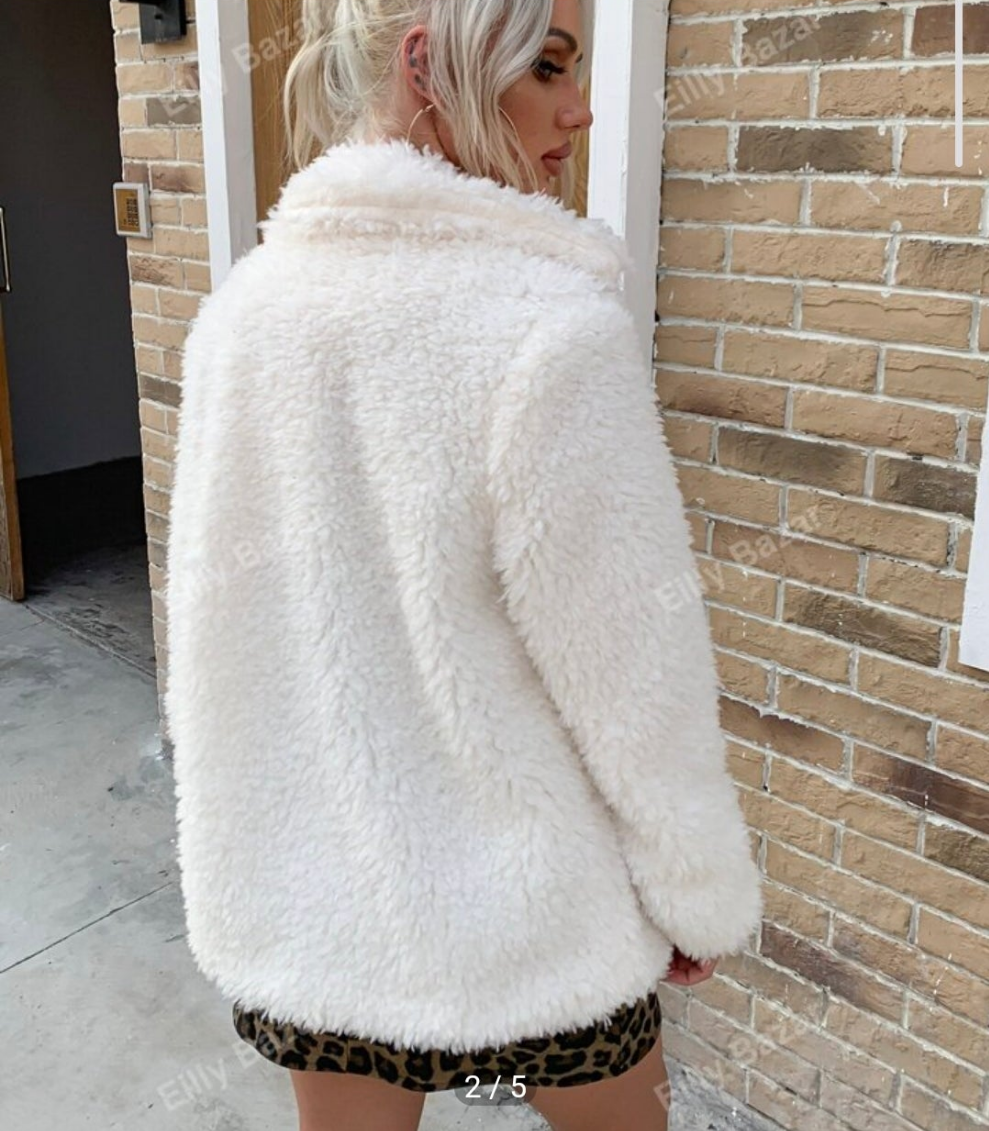 Eilly Bazar white teddy coat