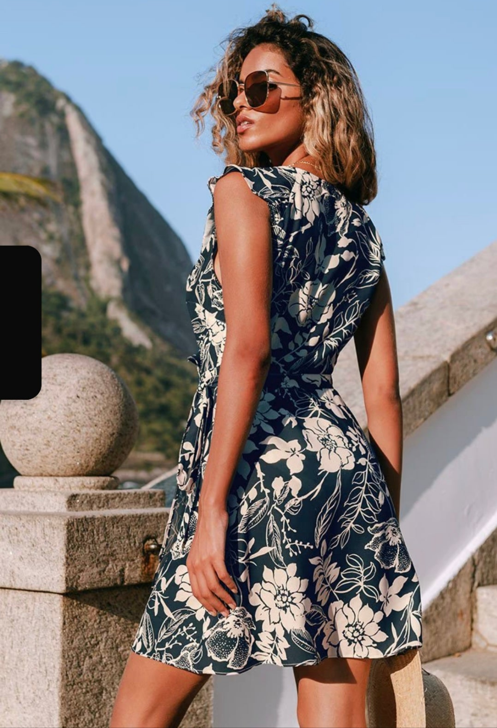 CUPSHE kelhani sleeveless tie-waisted floral summer wrap dress