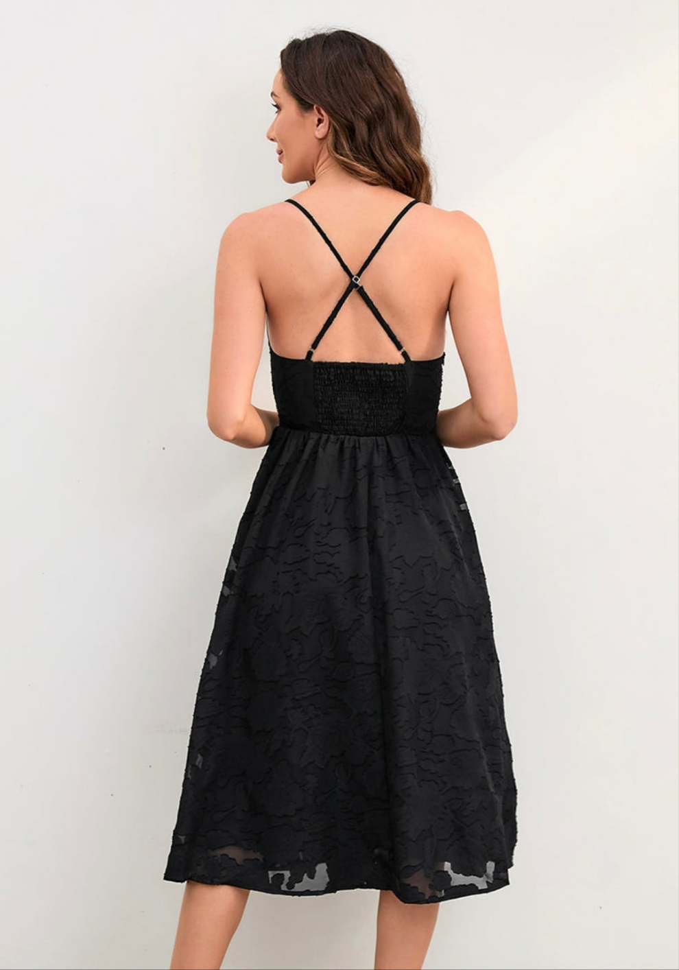 CUPSHE Leticia Black V-neck Smocking A-Shape Dress