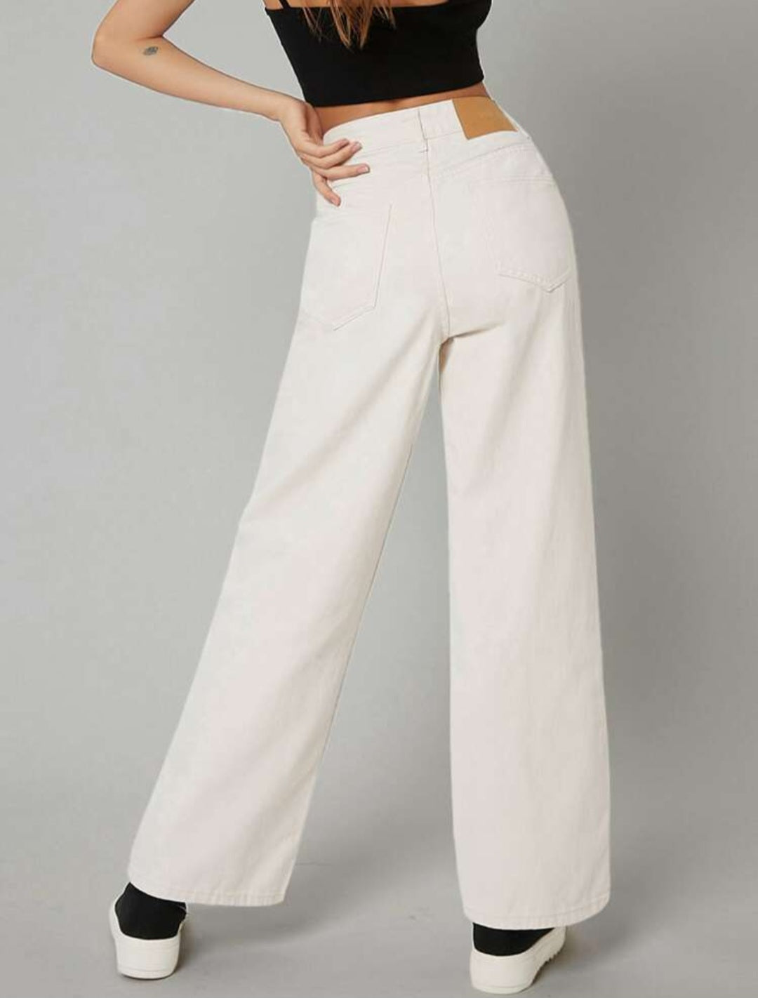 Wide leg off-white high waisted jeans