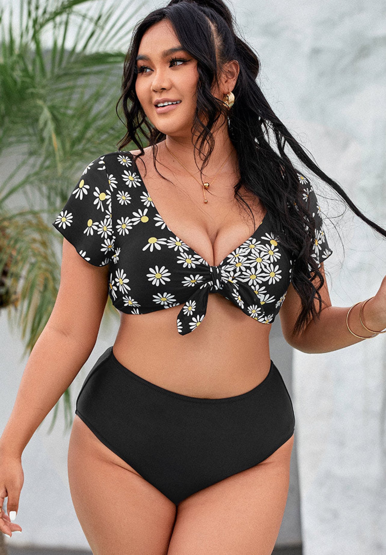 Plus Size Ditsy Short Sleeve Bikini Top with Bunny Tie