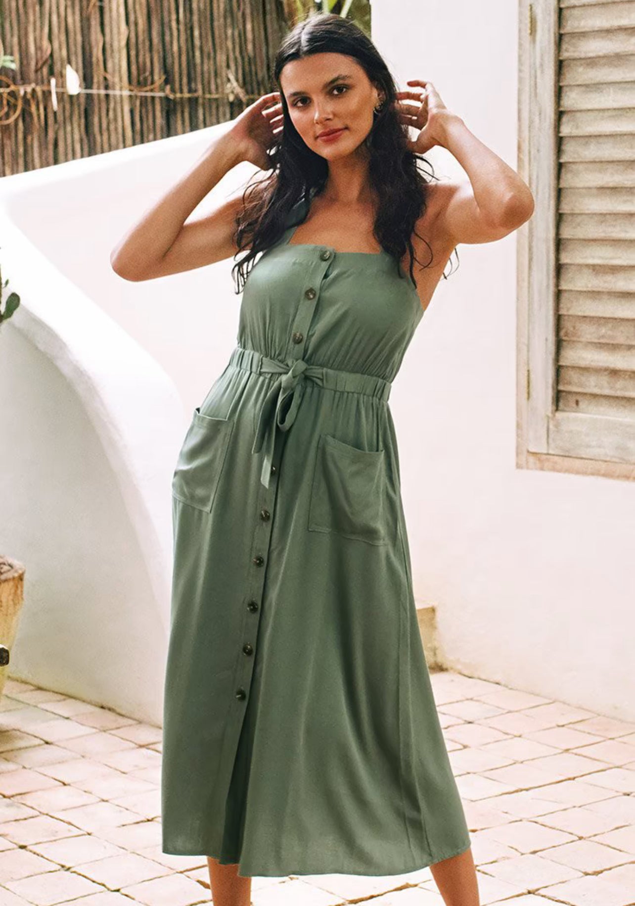 CUPSHE Women’s Dress with wide straps and buttons