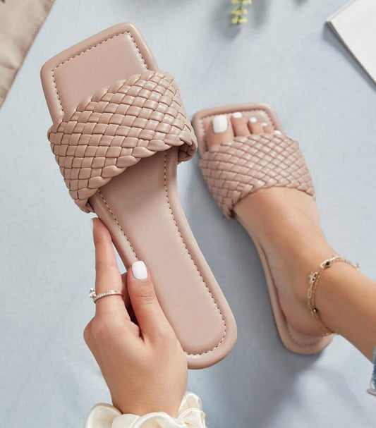 Braided Vamp Square Toe Faux Leather Sandals Size 9