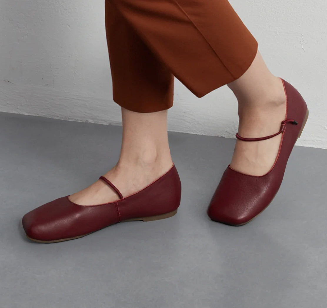 EMPRESS SQUARE TOE FLAT Size 7