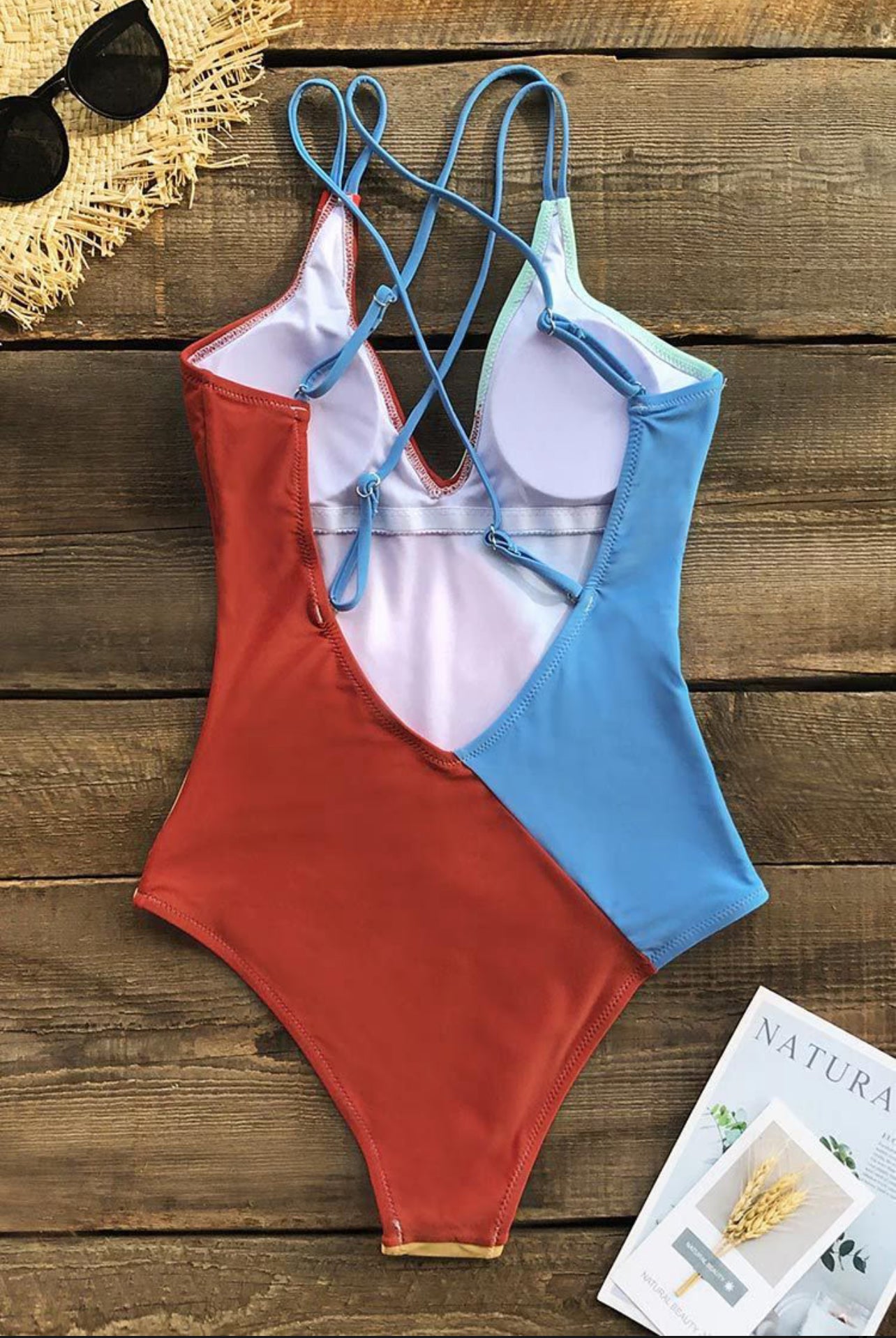 CUPSHE Colorblocked V-Neck One Piece Swimsuit