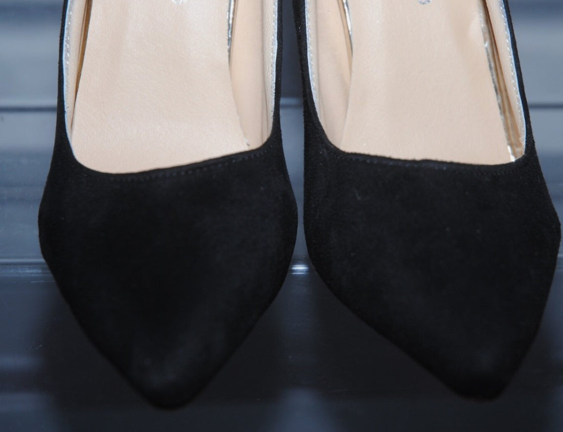 Women's Pointed Toe High Heel size 6
