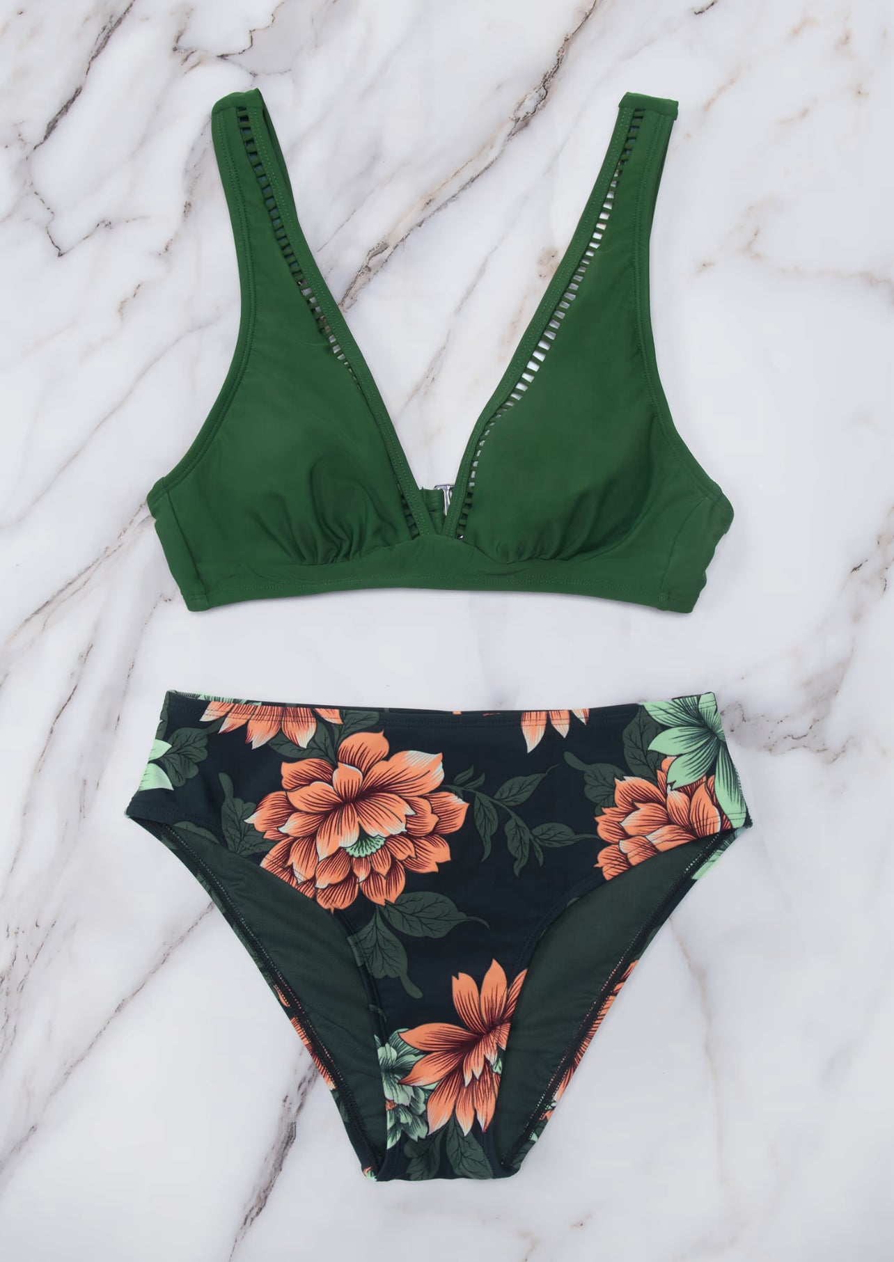 CUPSHE  Floral Plunge Back Hook Mid Waisted Bikini