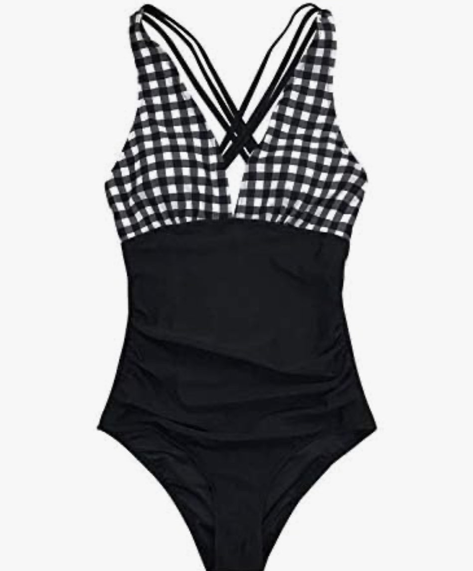 CUPSHE Modern/Fitted Woman’s One Piece