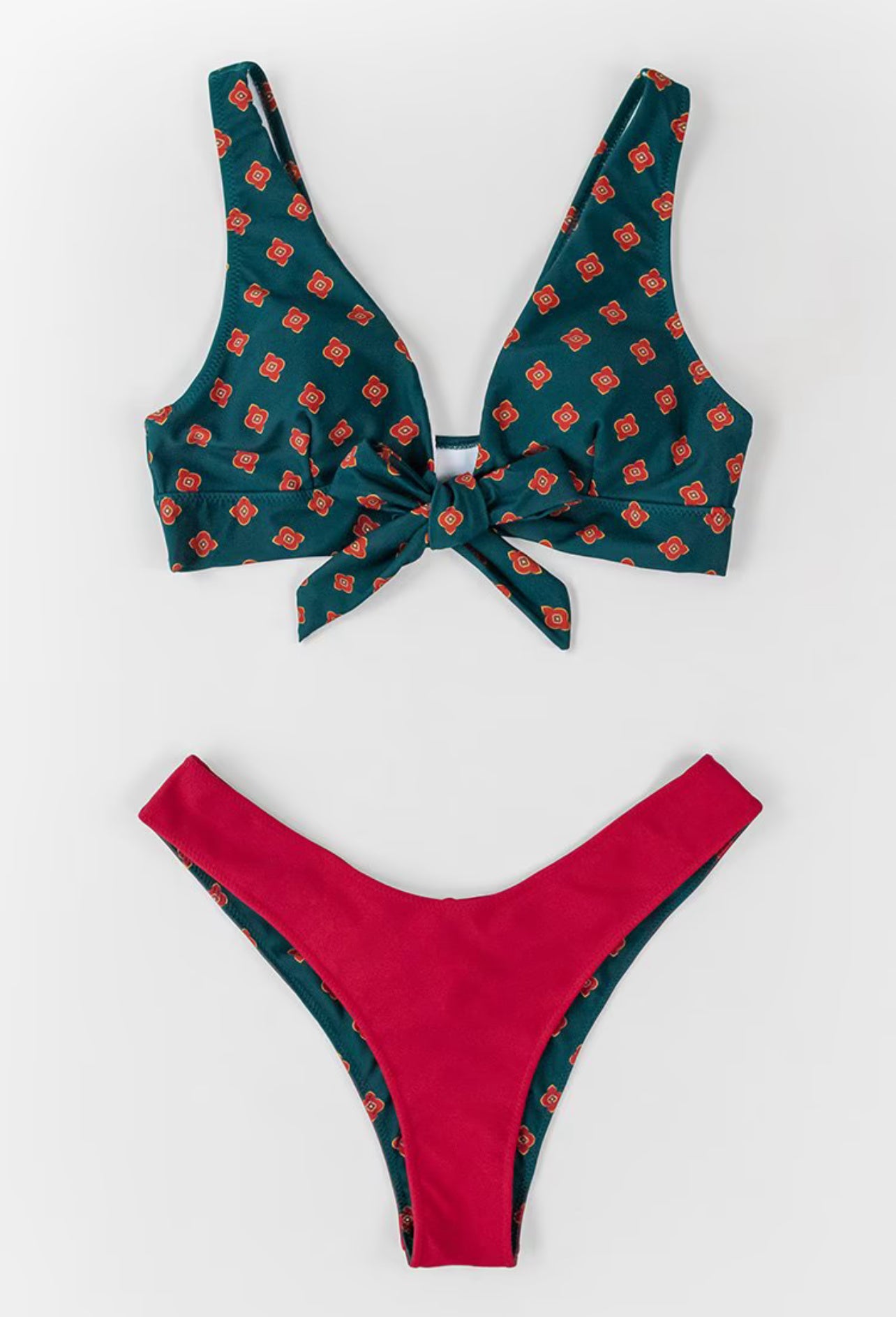 CUPSHE Women’s Retro Mini Floral V-neck Bikini
