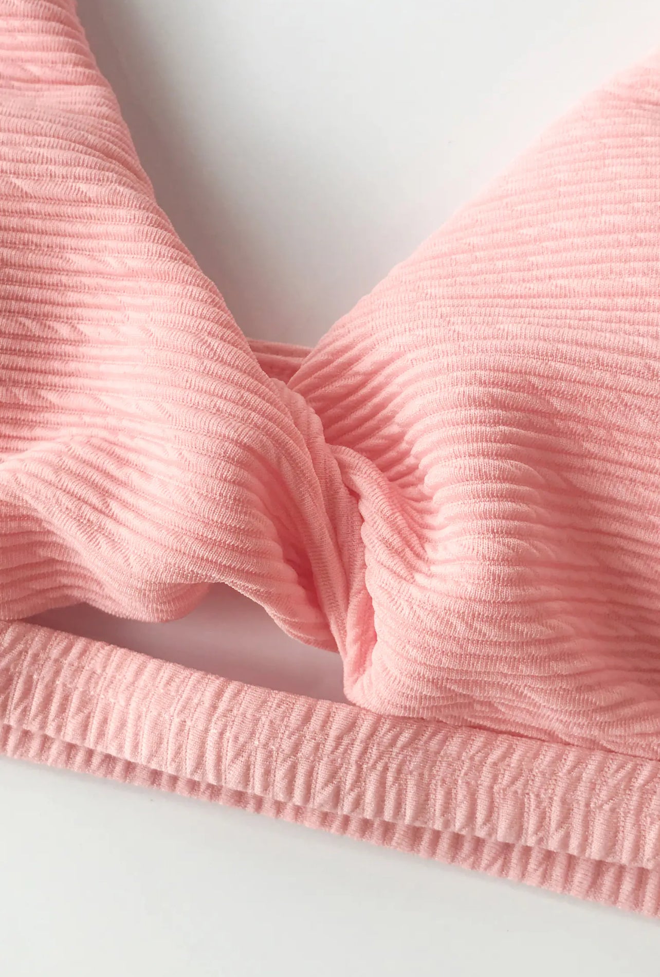CUPSHE Textured Pink and Navy Halter Bikini