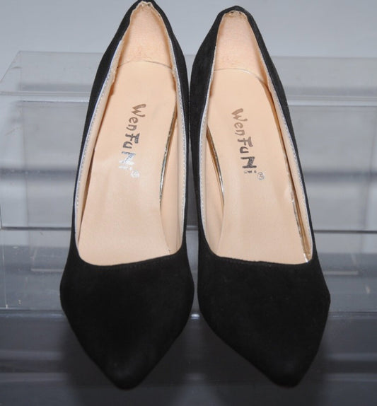Women's Pointed Toe High Heel size 6