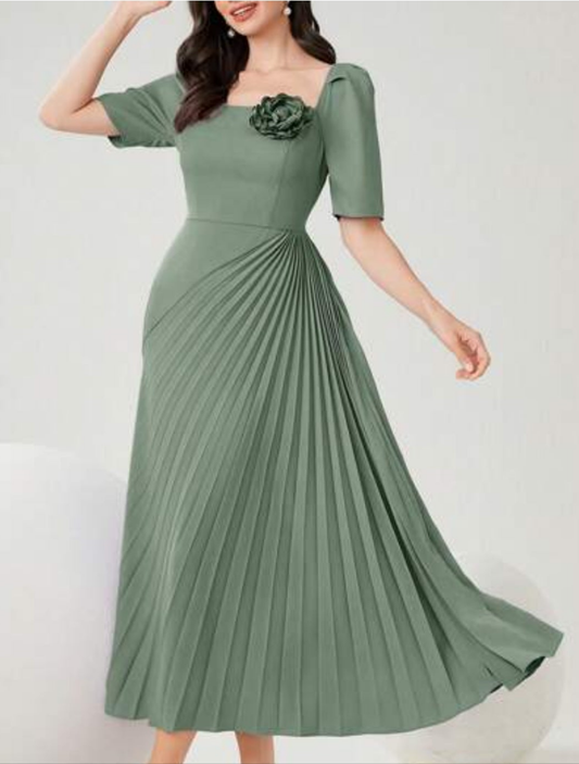Womens green pleated midi dress