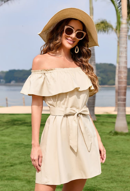CUPSHE Marlene ruffle off shoulder waist tie dress