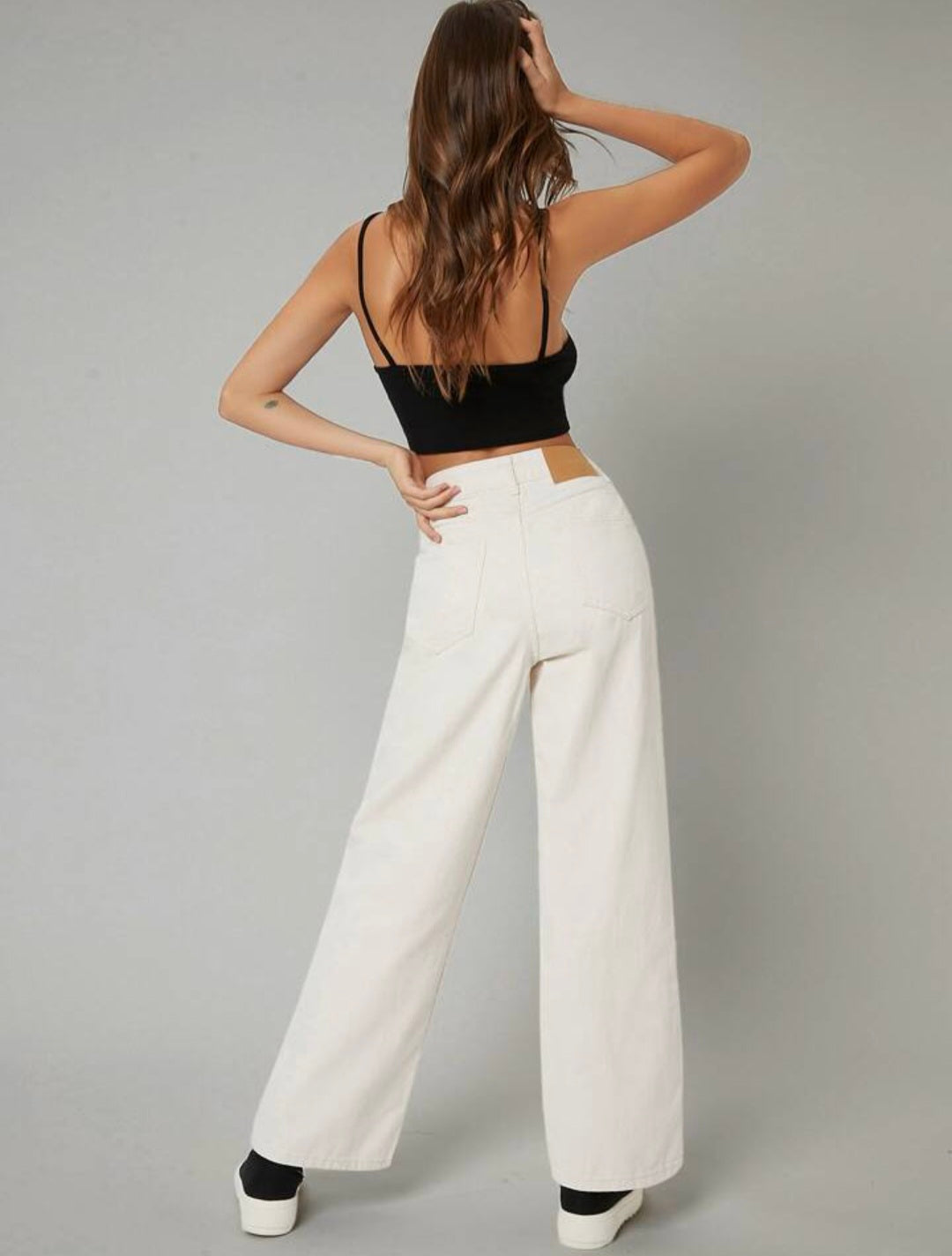 Wide leg off-white high waisted jeans